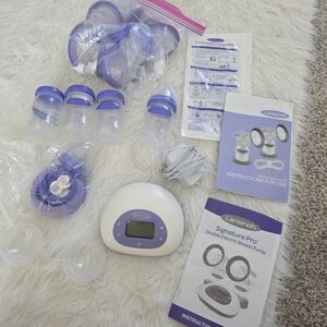 Lansinoh Signature Pro Breast Pump Set